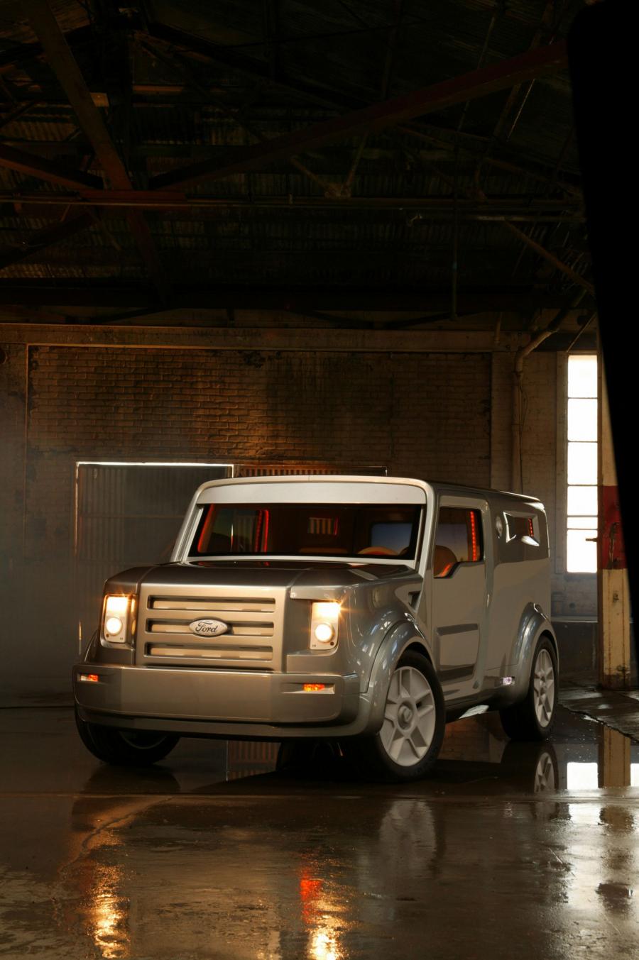  Ford SYNus Concept 2005 года  (фото 9 из 70)